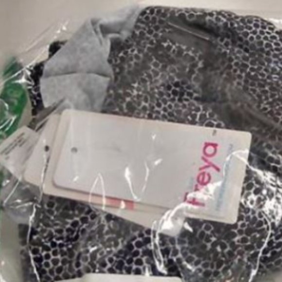 Freya Run Wild Retro Frill Padded Bandeau Top Black 30E New with Tags - Picture 3 of 3